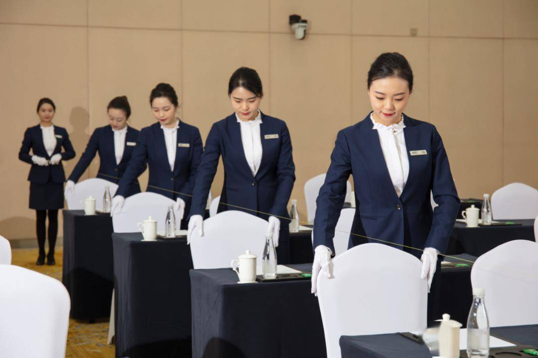 以標準化理念為引領，提升會議展覽服務質量與效率