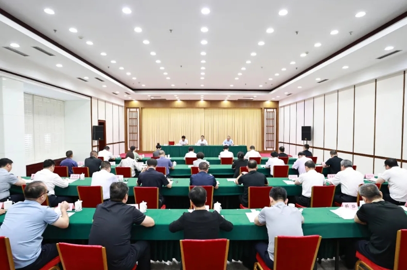 我市召開(kāi)2024年食品安全委員會(huì)全體會(huì)議，深化監(jiān)管與服務(wù)創(chuàng)新